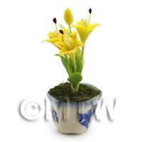 Dolls House Miniature Yellow Lilly