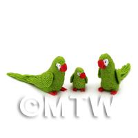 3 Dolls House Miniature Handmade Air Dried Clay Green Parrots
