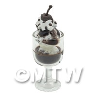  Dolls House Miniature Ice Cream Sundae In a Glass (S09)