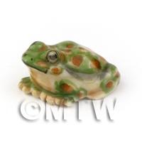 1/12th scale - Dolls House Miniature Ceramic Dolls House Miniature Green Spotted Toad