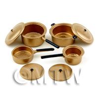 Dolls House Miniature Set of 4 Metal Saucepans With Lids