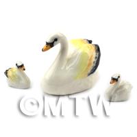 Dolls House Miniature Fine Ceramic Coloured Swan And 2 Signets