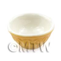 Dolls House Miniature Small old fashioned cake mixing bowl - 1:24th scale