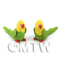 Pair of Dolls House Miniature Handmade Green And Yellow Parrots 