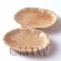 2 Dolls House Miniature 32mm x 38mm Leaf Design Plates