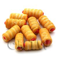 Dolls House Miniature Savoury Sausage Roll Twist