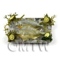 2 Dolls House Miniature Silver and Yellow Fish  (FSHT2)