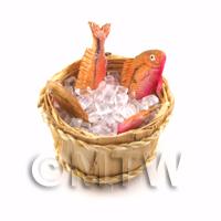 4 Dolls House Miniature Fish With Ice In A Basket (FSHB06)