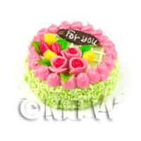 Dolls House Miniature Green And Pink Rose Cake 