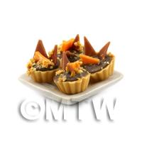 4 Dolls House Miniature Chocolate Orange Tarts on a 19mm Square Plate