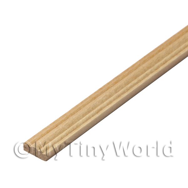 Miniature shop wood mouldings