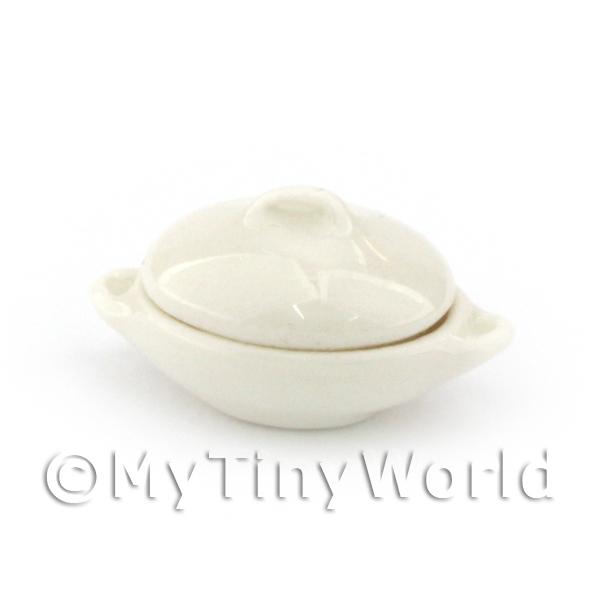 1/12 Scale Dolls House Miniatures  | Dolls House Miniature Small ceramic tureen/vegetable dish and lid
