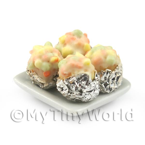 1/12 Scale Dolls House Miniatures  | Dolls House Miniature Fruit Topped Iced Buns On A Square Plate