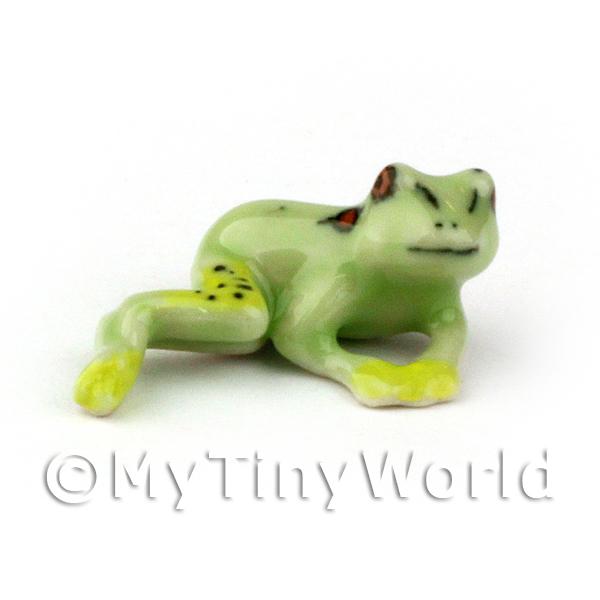 1/12 Scale Dolls House Miniatures  | Miniature Ceramic Green Frog Comical Pose 3