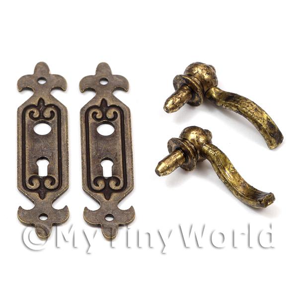 1/12 Scale Dolls House Miniatures  | DHM Antique Brass Lever Door Handle And Plate