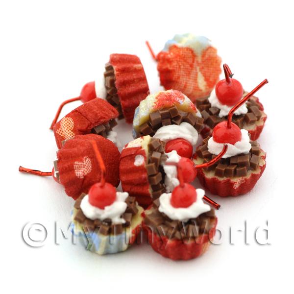 1/12 Scale Dolls House Miniatures  | Miniature Chocolate And Cherry Cupcake With Red And Blue Paper Cup