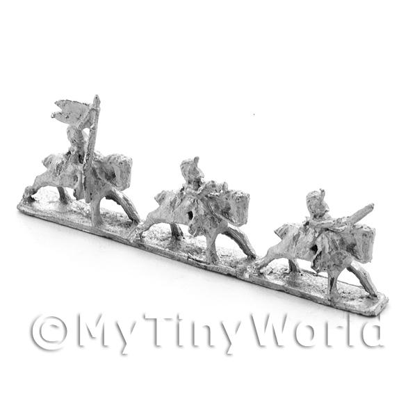 1/12 Scale Dolls House Miniatures  | Dolls House Unpainted British Heavy Dragoons Office Group