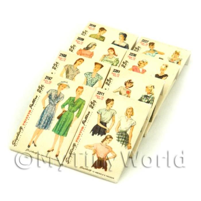 8 Miniature Simplicity Dress Pattern Packets (DPPS03)