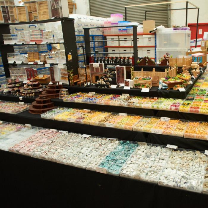 MyTinyWorld Dolls House Miniatures Display Ceramics Section
