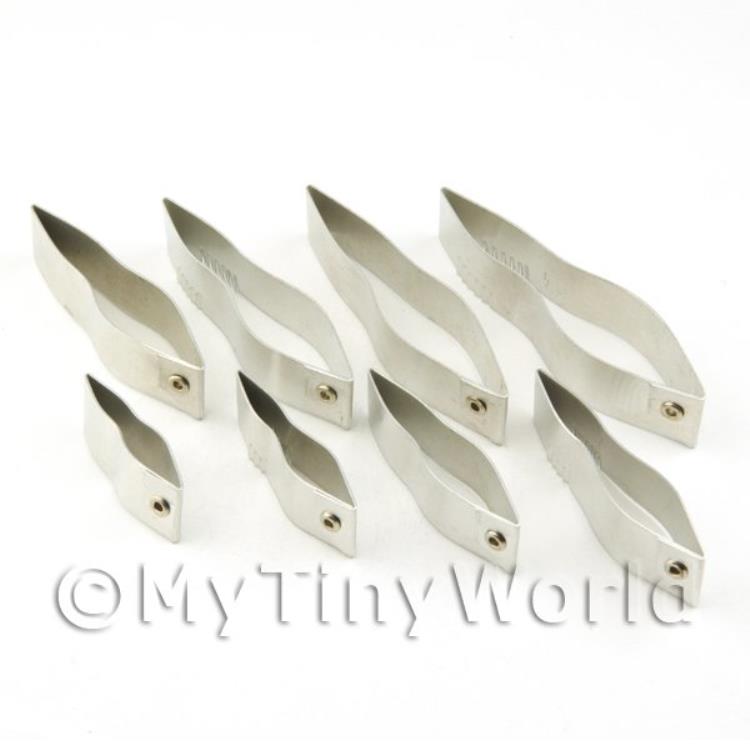 Set of 8 Assorted Size Palm Leaf Sugar Craft Cutters