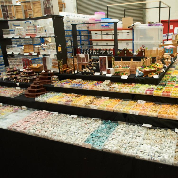 MyTinyWorld Dolls House Miniatures Display Ceramics Section
