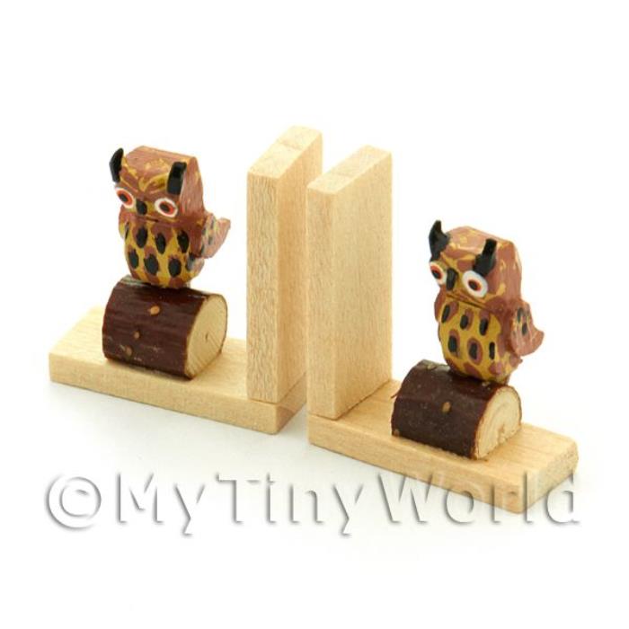 Pair Of Dolls House Miniature Owl Book Ends